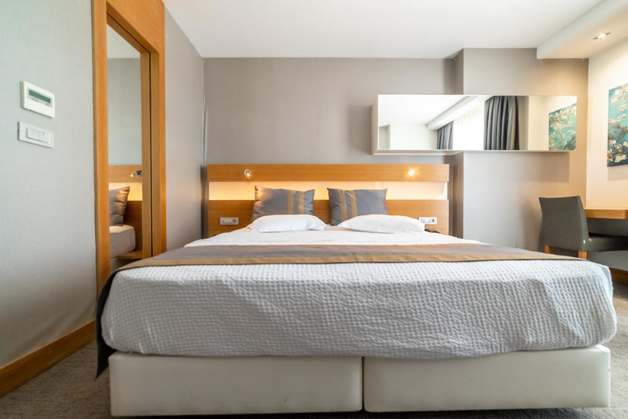 Atik Hotel Unye Buitenkant foto