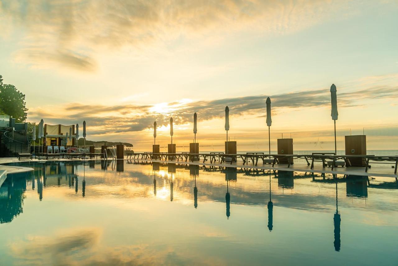 Atik Hotel Unye Buitenkant foto