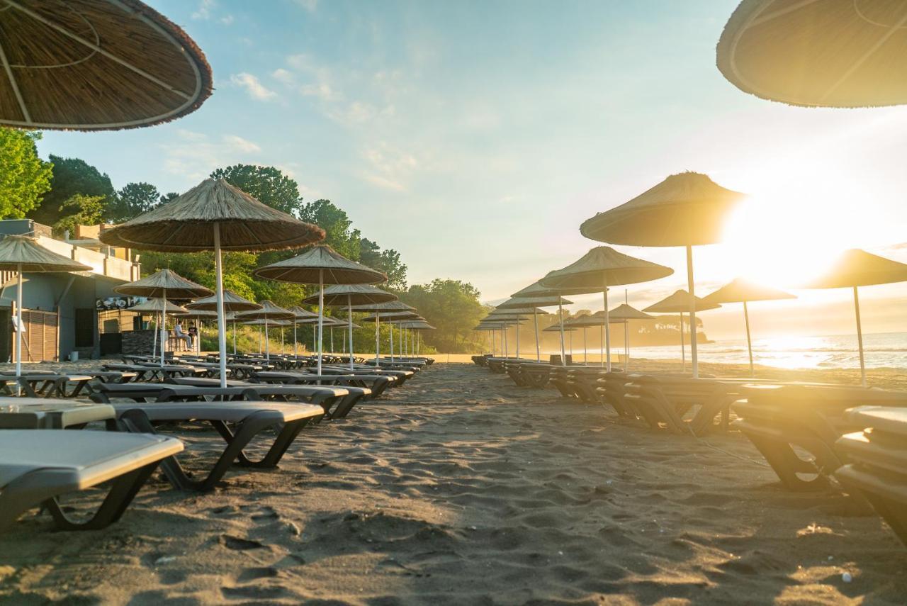 Atik Hotel Unye Buitenkant foto
